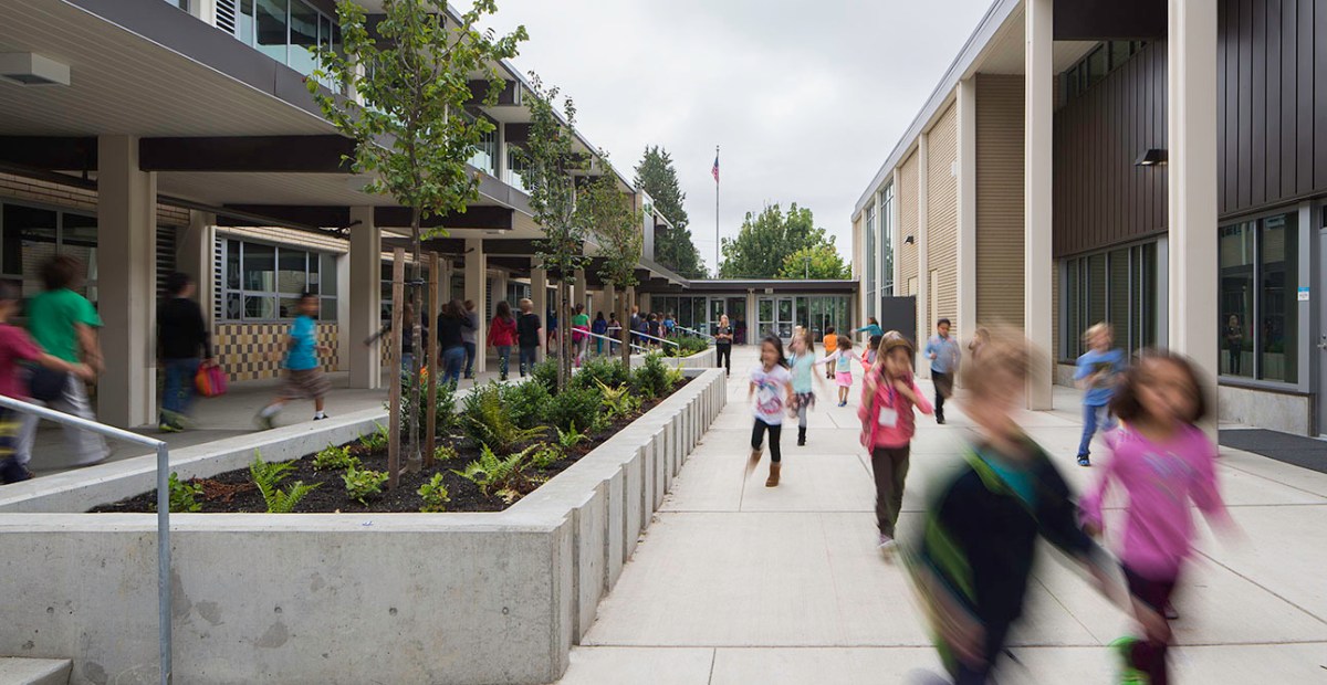 Fairmount Courtyard 1